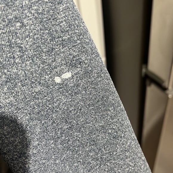 excellent condition except one small stain on arm shown in picture. dry fit - Picture 6 of 7